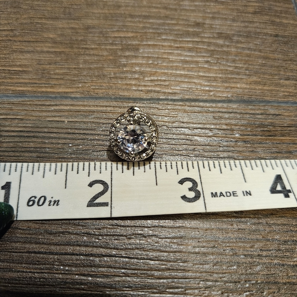 NEW Silver Crystal Halo Style Stud Earrings - Picture 7 of 7